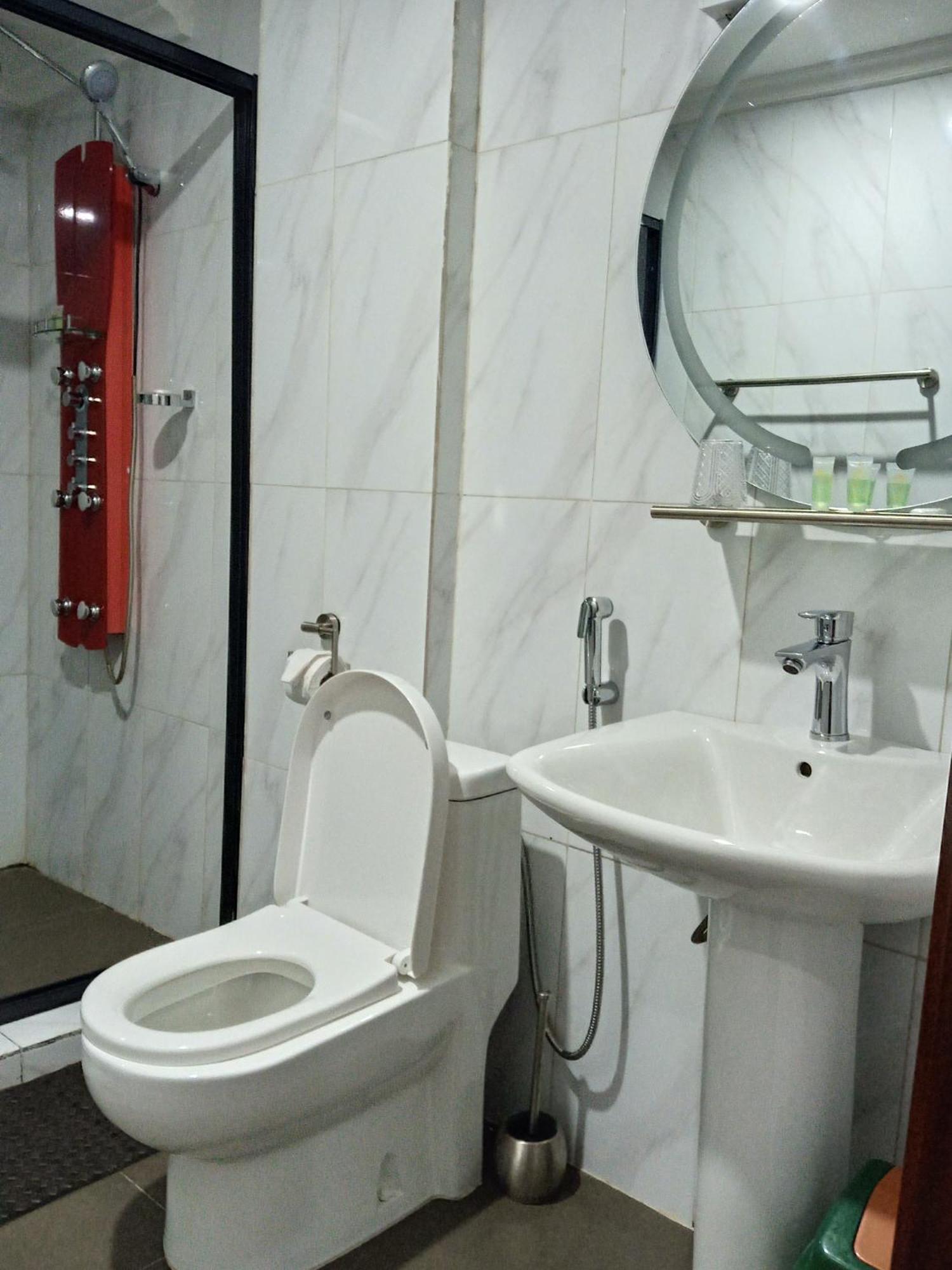 Cofe Hotel Yaoundé エクステリア 写真
