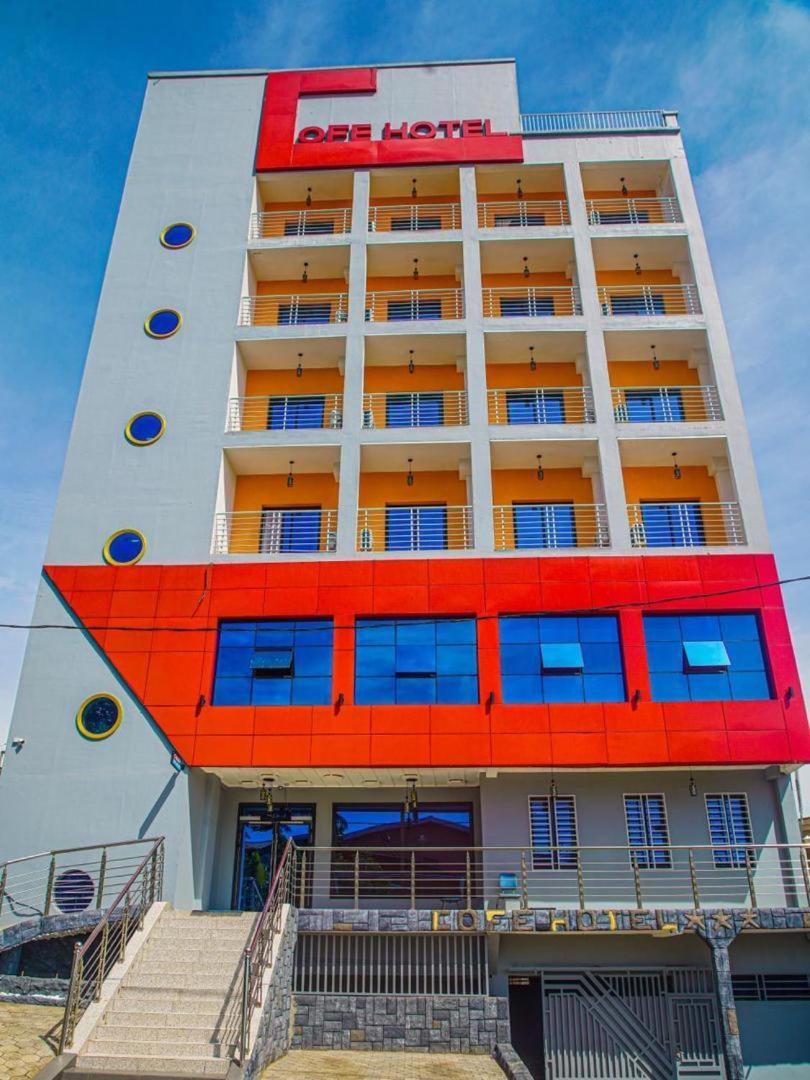 Cofe Hotel Yaoundé エクステリア 写真
