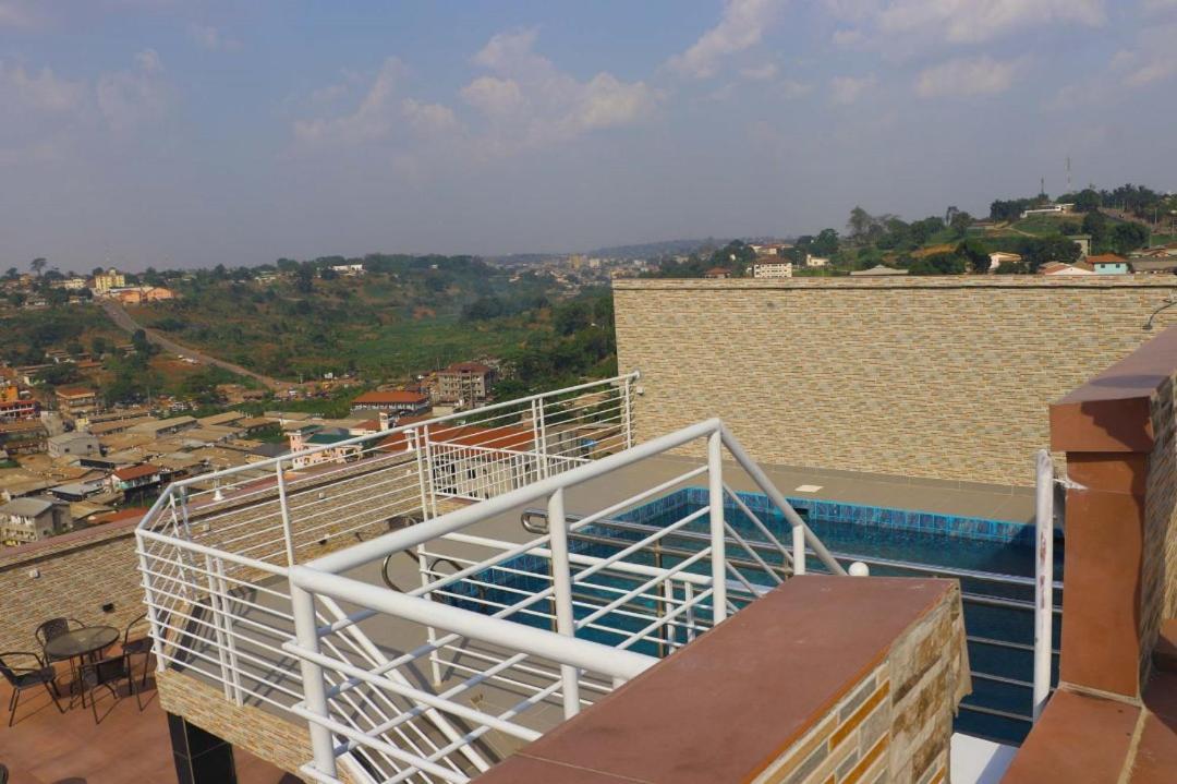 Cofe Hotel Yaoundé エクステリア 写真